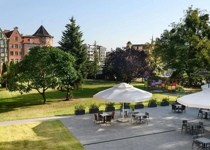 מלון Novotel Centrum 3*