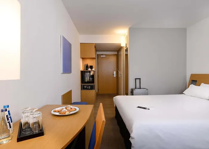 Novotel Centrum מלון