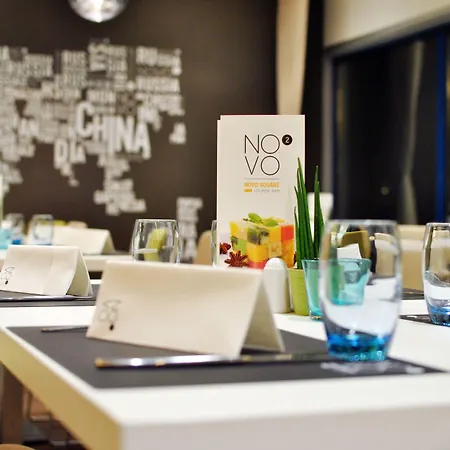 Novotel Centrum מלון
