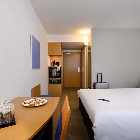 Novotel Centrum فندق