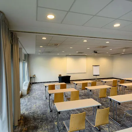 Novotel Centrum 3*