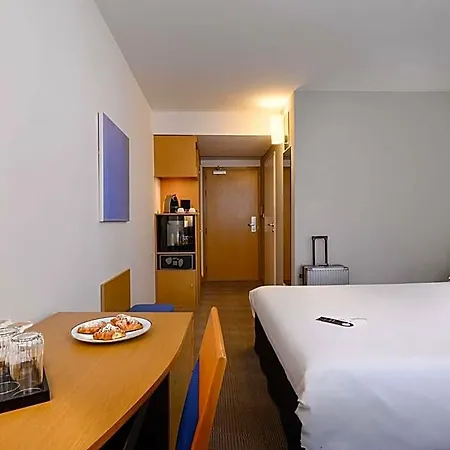 Hotel Novotel Centrum 3*