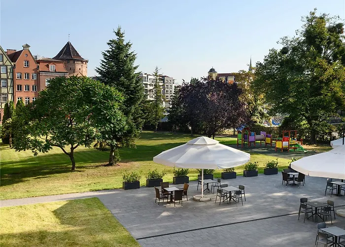 Hotel Novotel Centrum 3*