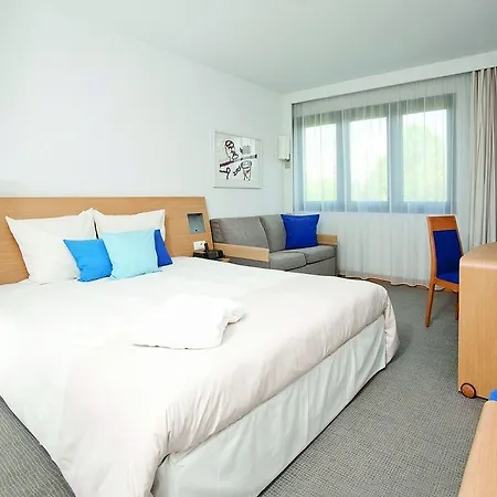 Novotel Centrum 3*
