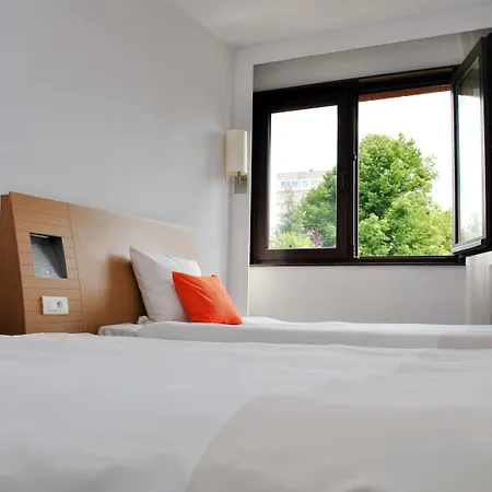 Отель Novotel Centrum