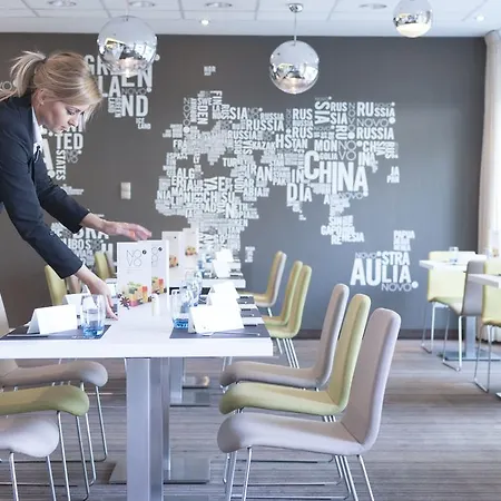 Novotel Centrum Отель 3*
